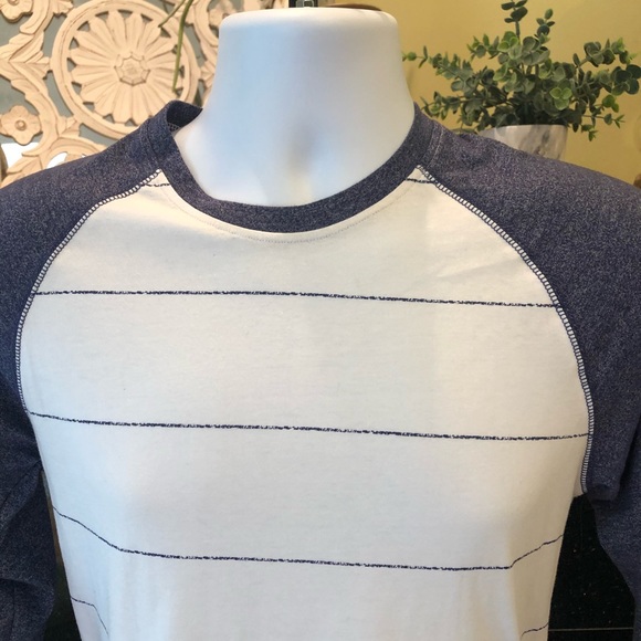 American Rag 3/4 length sleeve T-shirt - Picture 2 of 4